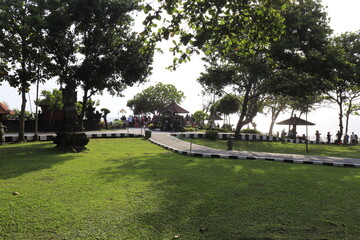 Obraz premium A beautiful view of Tanah Lot temple in Bali, Indonesia