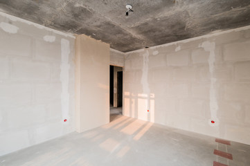 Russia, Moscow- July 21, 2019: interior room apartment. rough repair for self-finishing. interior decoration, bare walls of the room, stage of construction