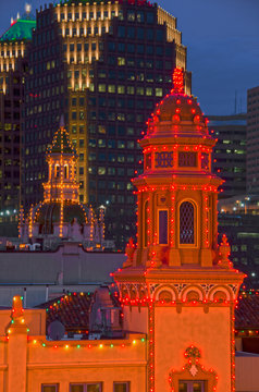 Christmas On Country Club Plaza