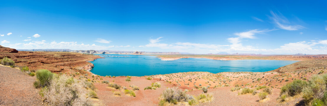 panoramic picture of lake powell in summer