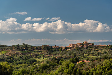Fototapeta na wymiar Summer landscape view from Tuscany Italy Panorama