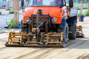 Obraz premium Truck mounted plate compactor