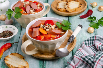 Stewed beans with sausages