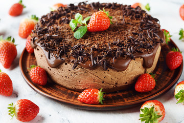 Chocolate cake with strawberries