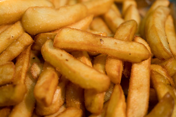 Pommes Fritten