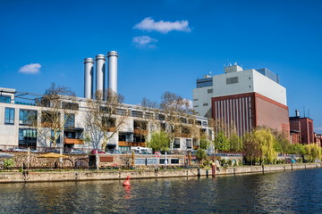 altes kraftwerk am landwehrkanal in berlin charlottenburg, deutschland