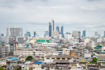 Fototapeta na wymiar panoramic view of downtonw bangkok, thailand