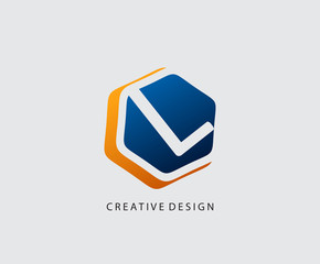 Fototapeta premium L Letter Hexagon Technology Logo Icon Design.