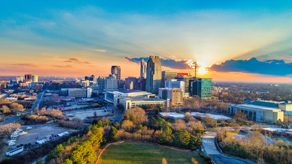 Downtown Raleigh, Karolina Północna, USA Skyline Aerial - 306405090