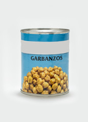 lata de aluminio de garbanzos, legumbres