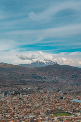 Paisaje de El Alto, La Paz, Bolivia エルアルトからのラパス