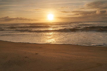 Fototapeta na wymiar outer banks sunrise beach