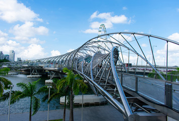 Die Helix Bridge in Singapur