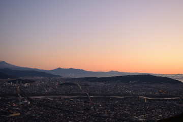 朝鮮岩山頂にて朝焼けの富士山