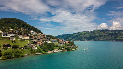 Fototapeta premium Widok z lotu ptaka Faulensee