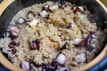 土鍋で作ったタコ飯