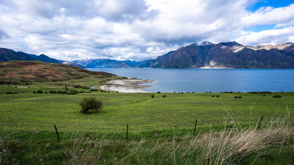 Fototapeta premium Tranquil Landscape With Lake Mountain View