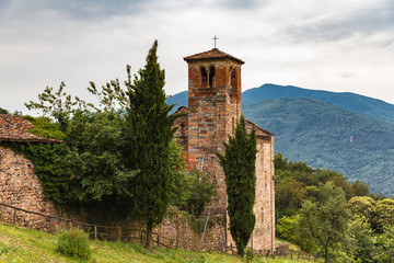 Fototapeta premium Old church on the hiking path near Lugano