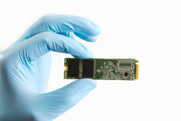 Master hand hold ssd disk hard drive