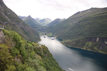 Fototapeta na wymiar Geiranger Fjord, Norway