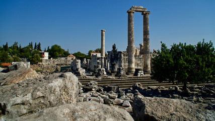 Fototapeta na wymiar Turkey in Izmir. Ancient city of Trajan temple in Pergamon, Bergama.