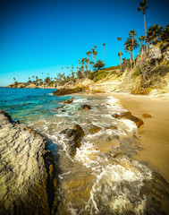 Rocks and sand in Laguna Beach © Gabriele Maltinti