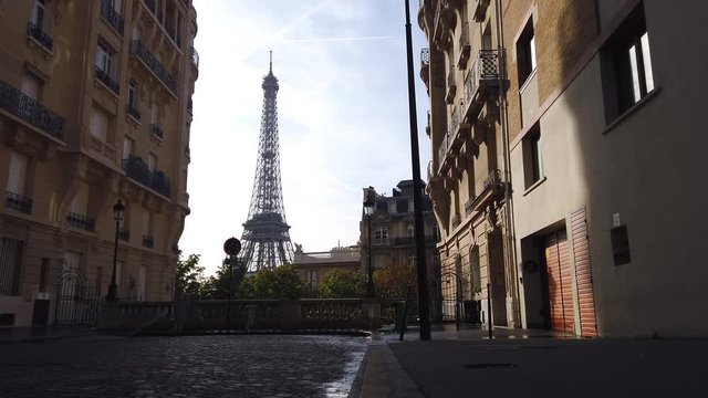 eiffel tour and Paris street