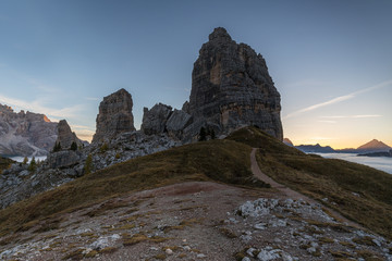 Dolomites: Dawn in Cinqui Torri!