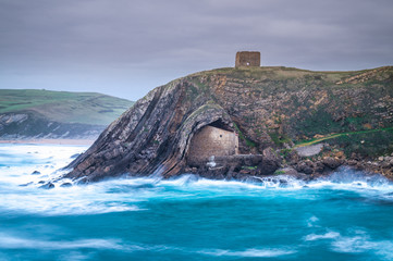 Ermita de Santa Justa y torre de San Telmo, Ubiarco, Cantabria
