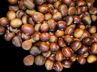  It's autumn, here is the harvest of chestnuts