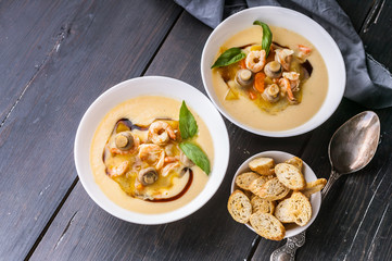 Vegetable soup with shrimp and mushrooms. Healthy and Low-Calorie Seafood Recipes