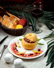 baked meal in quince with bread