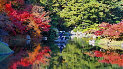紅葉の栗林公園南湖１２