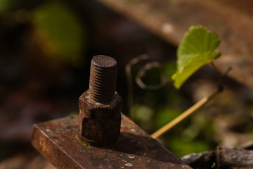 boulon rouillé sur chemin de fer