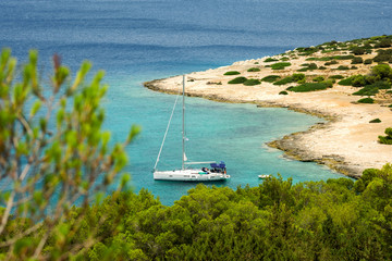 Obraz premium Sailing yachts in sea. Lifestyle, travel concept.
