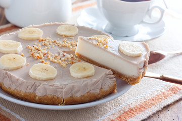 Obraz na płótnie Canvas Homemade Banana Cheesecake Without Baking, Horizontal