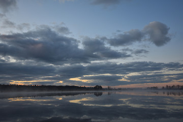 Sonnenaufgang am Latzigsee bei Borken