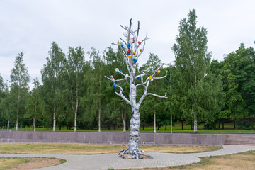 Petrozavodsk. Tree of desires on the Onega embankment