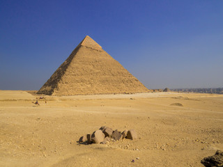 View of the Pyramid of Khafre, Giza necropolis, Cairo, Egypt