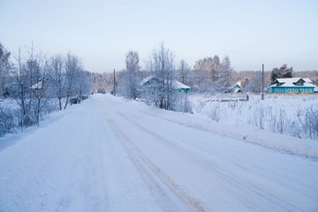 Fototapeta na wymiar зимняя деревня Вологодской области