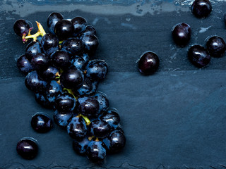 Black seedless grapes 