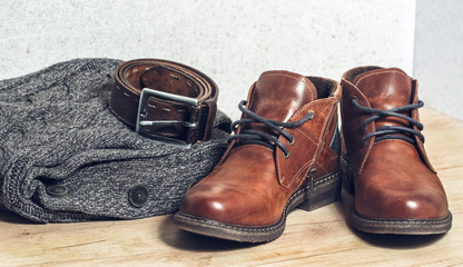 Fototapeta na wymiar Men's set of clothes and shoes
