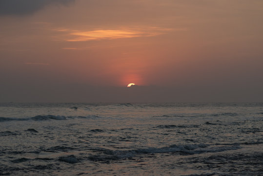 Beautiful ocean sunset in Sri Lanka © VSavostianova
