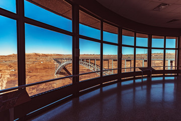 Fototapeta premium Glen Canyon Dam and lake Powell