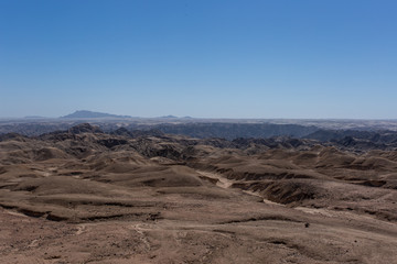 Fototapeta na wymiar Mondlandschaft in Namibia