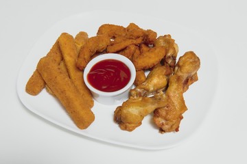 Buffalo chicken wings and chili sauce