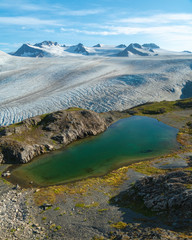 Obraz premium Small tarn near Harding Icefield Alaska