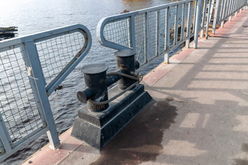 Fototapeta premium black mooring bollard