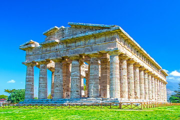 Fototapeta na wymiar Greek temple of Poseidon, Paestum, Italy
