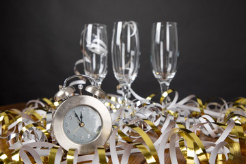 clock with champagne silvester new year party